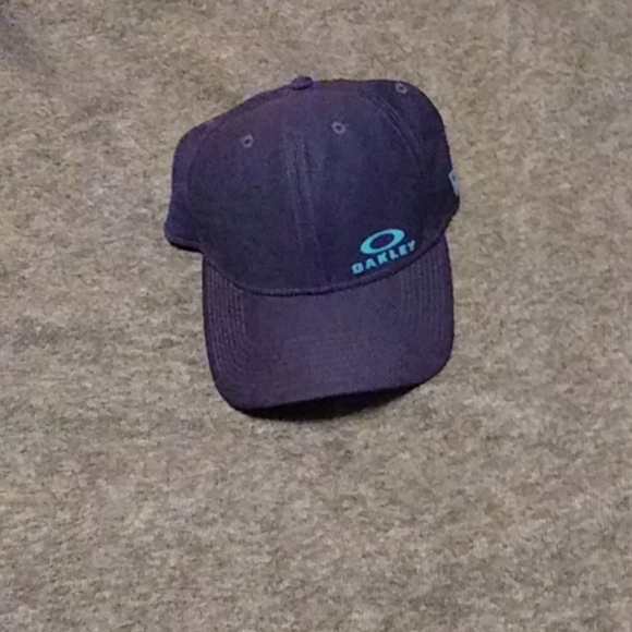 oakley flexfit cap